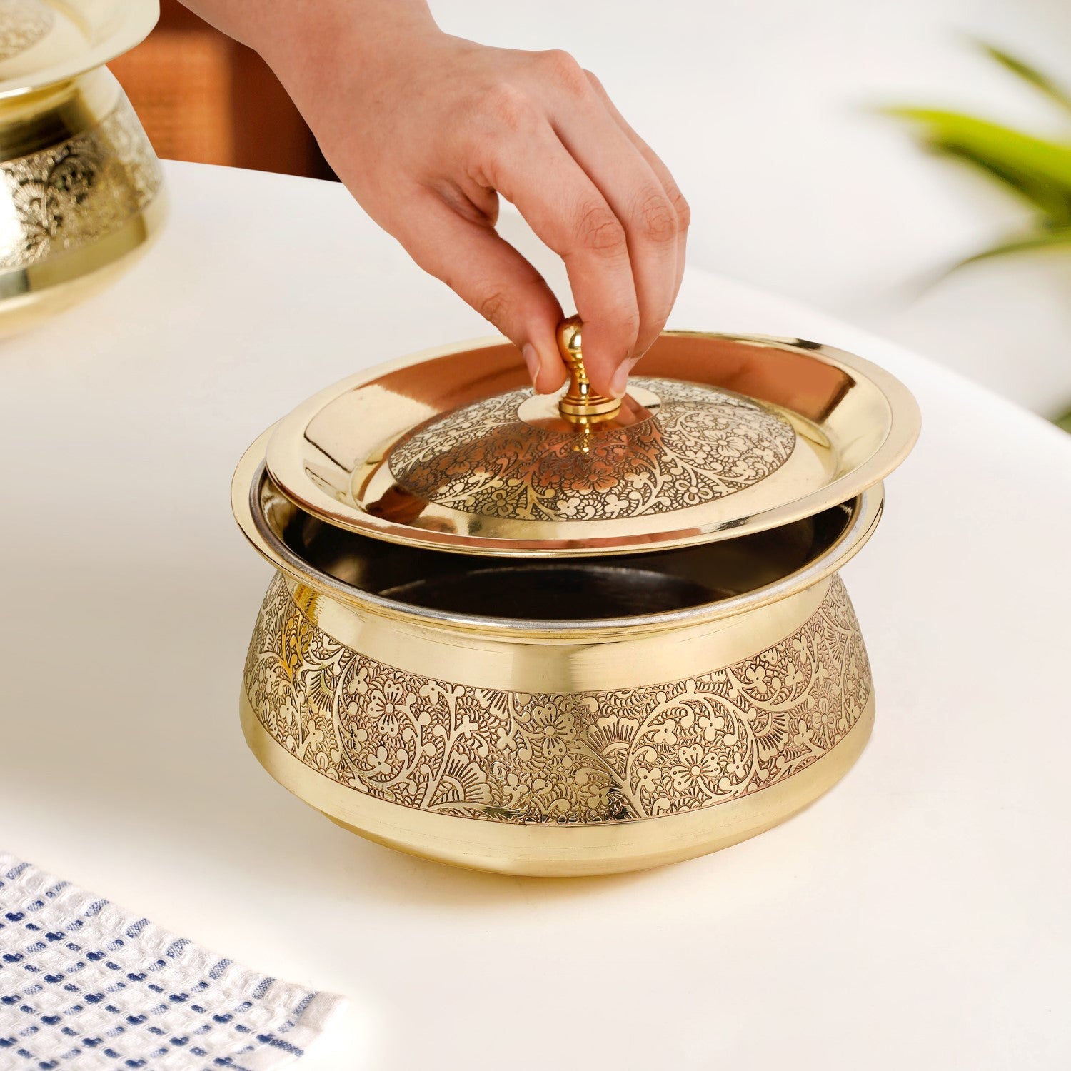 Embossed Pure Brass Handi Cooking Pot With Lid 1600ml