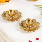 Flora Festive Tealight Holder Set Of 2 In Festive Gift Box