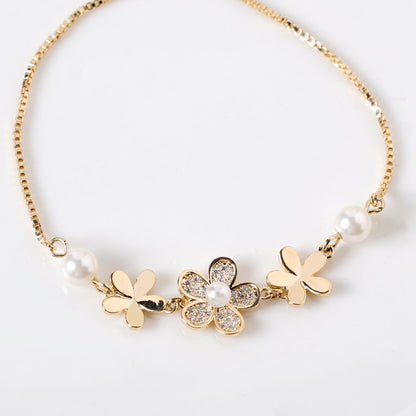 Floral Grace Gold Chain Bracelet
