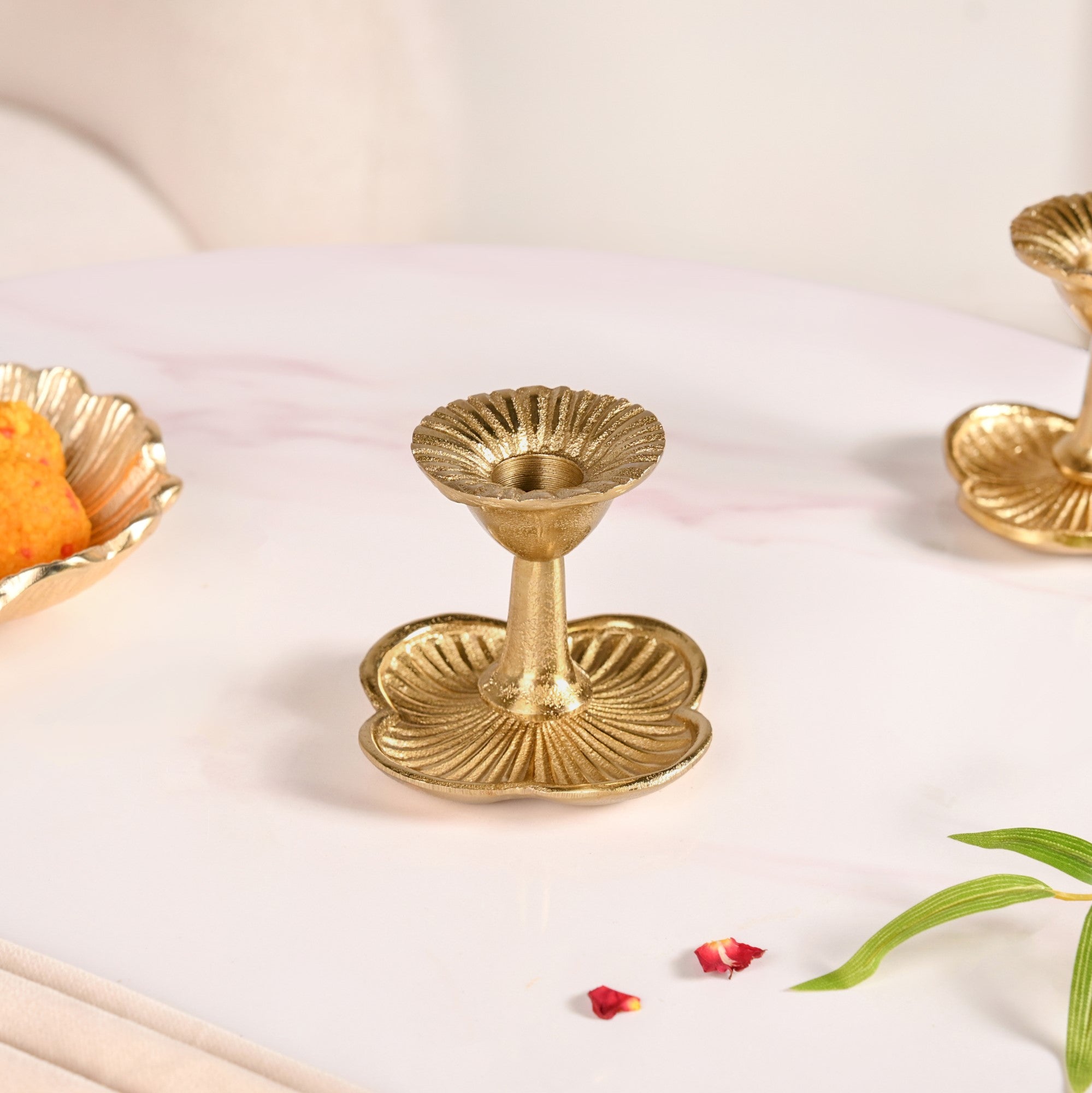 Metal Taper Candle Holder Set Of 2 Gold