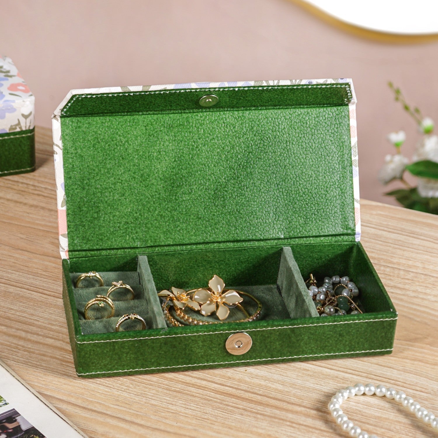 Florina Sustainable Sectioned Trinket Case