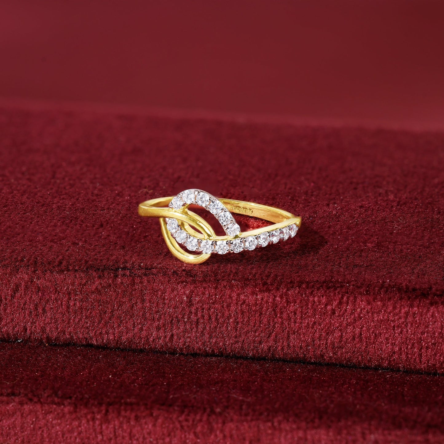 Gold Interlocking Lab Grown Diamond Ring
