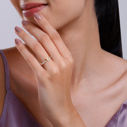 Gold Glowspell Lab Grown Diamond Ring