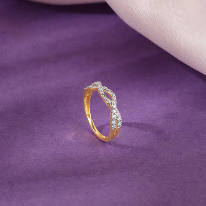 Gold Shining Twist Lab Grown Diamond Ring