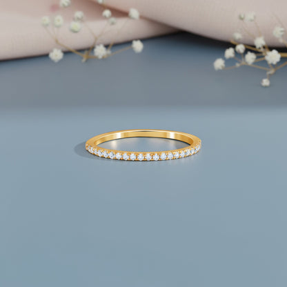Gold Glowy Spark Lab Grown Diamond Ring