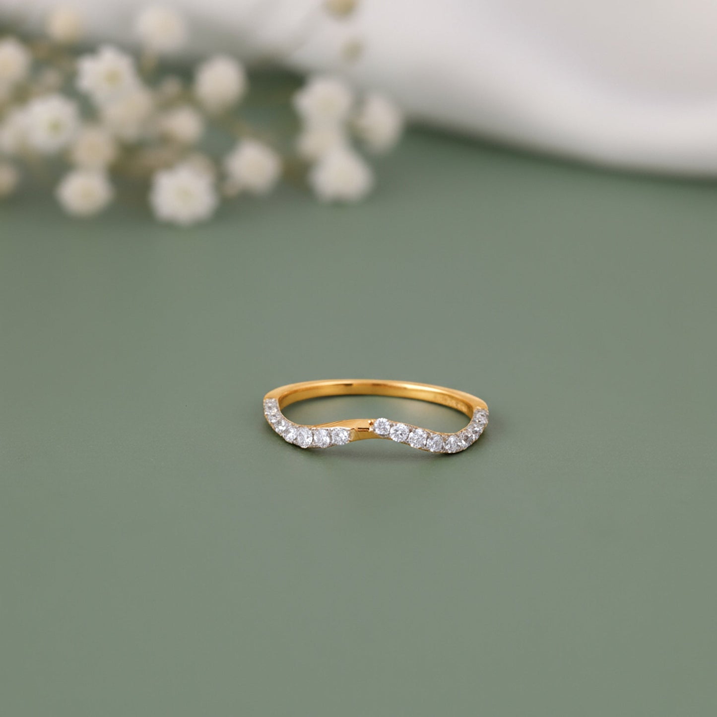 Gold Pristine Set Lab Grown Diamond Ring