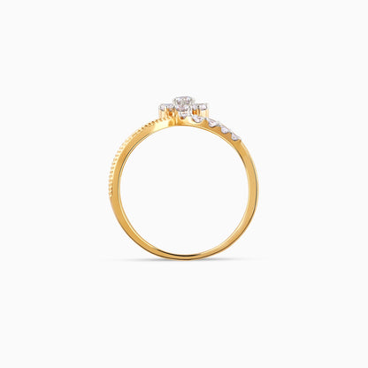 Gold Daisy Delight Lab Grown Diamond Ring