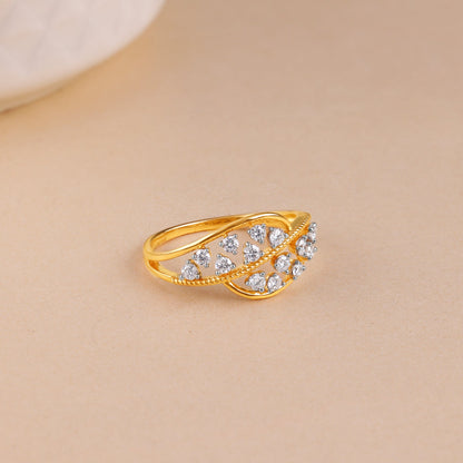 Gold Onda Lab Grown Diamond Ring
