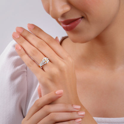 Gold Divine Fleur Lab Grown Diamond Ring