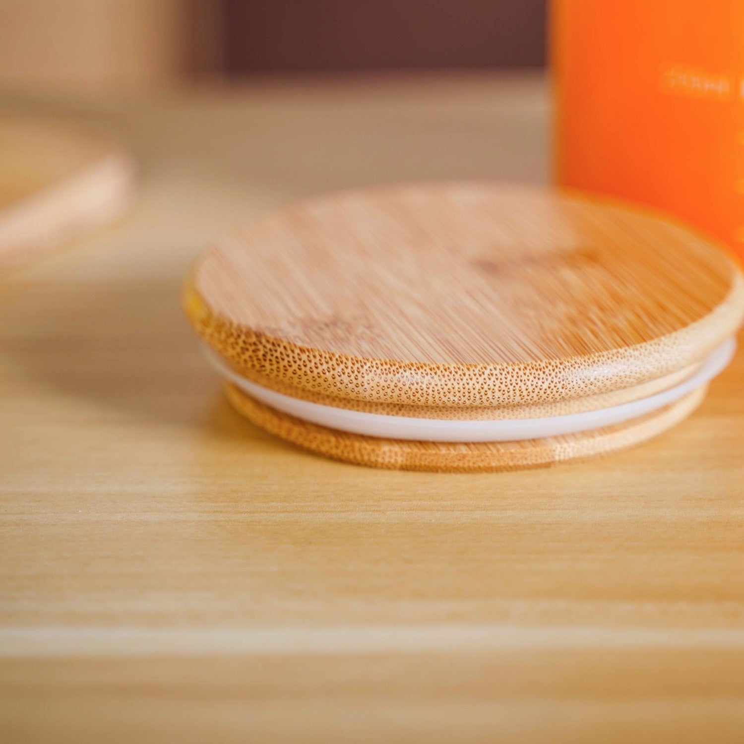 Glass Jug With Measuring Marks And Bamboo Lid 1000ml