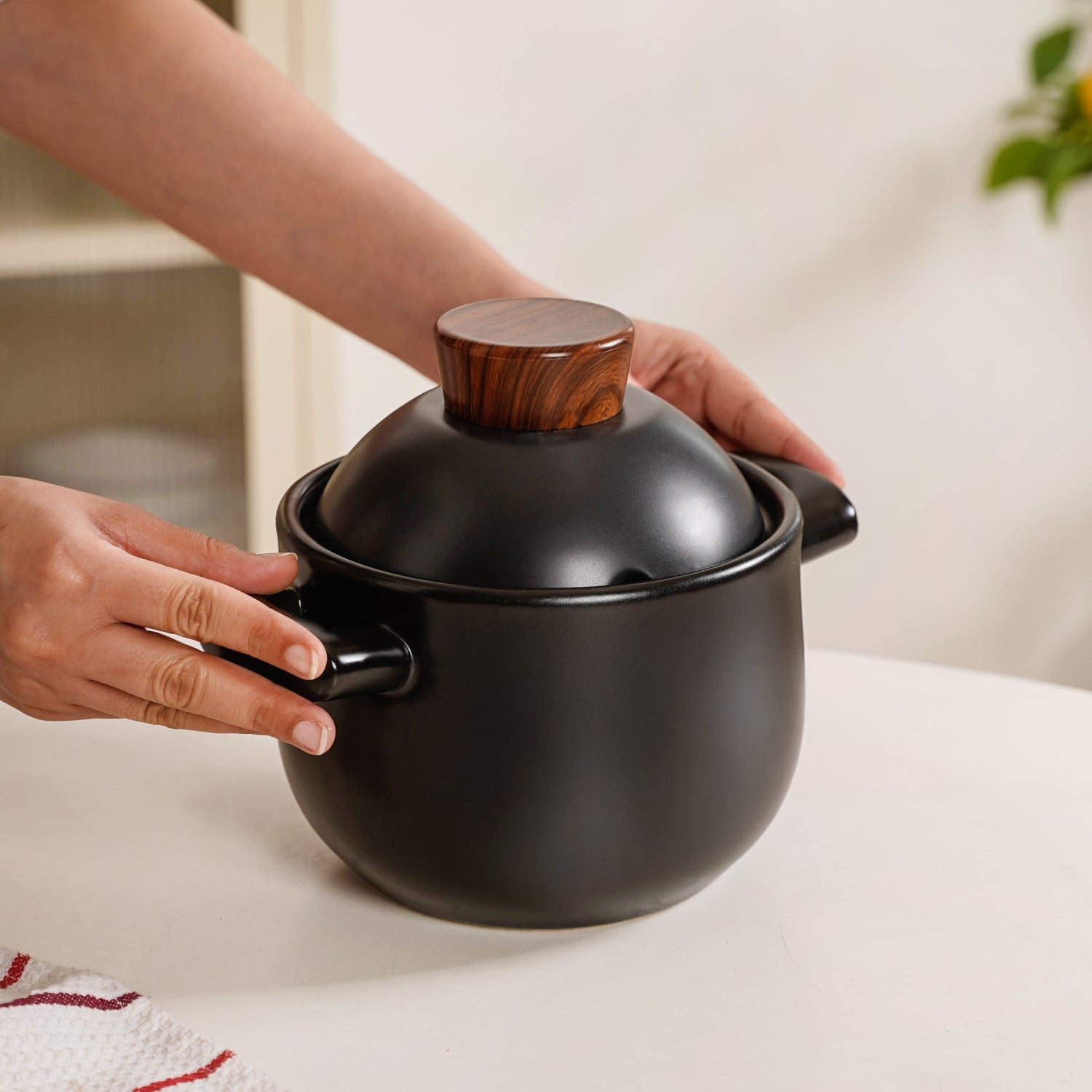Claymist Chinese Style Ceramic Cooking Pot 1700ml