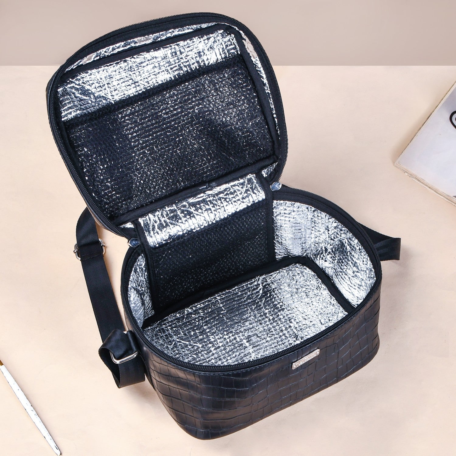 Gourmet Carry Lunch Bag Lunch Box Hamper Black