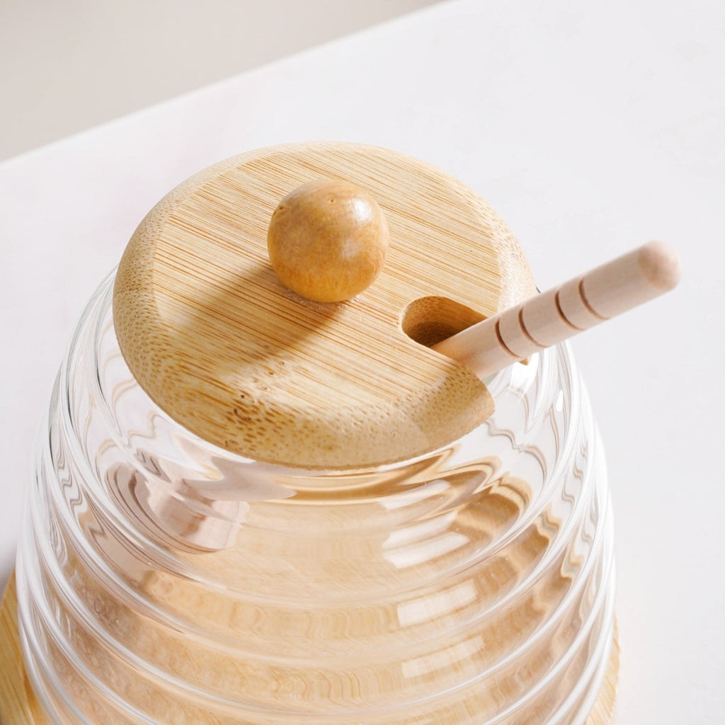 Hive Glass Honey Jar With Wooden Dipper Lid And Tray 480ml