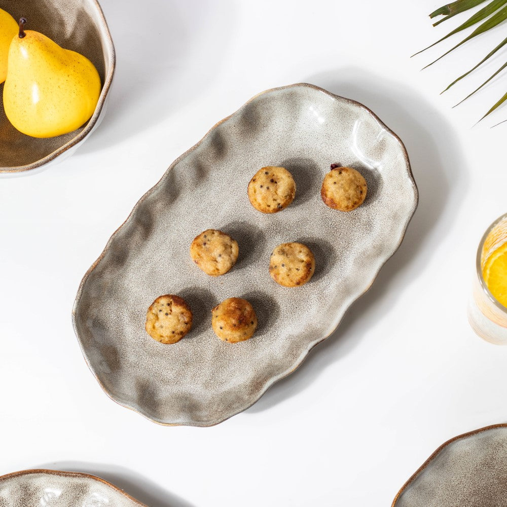 Eclectic Stoneware Long Plate Grey 11.5 Inch