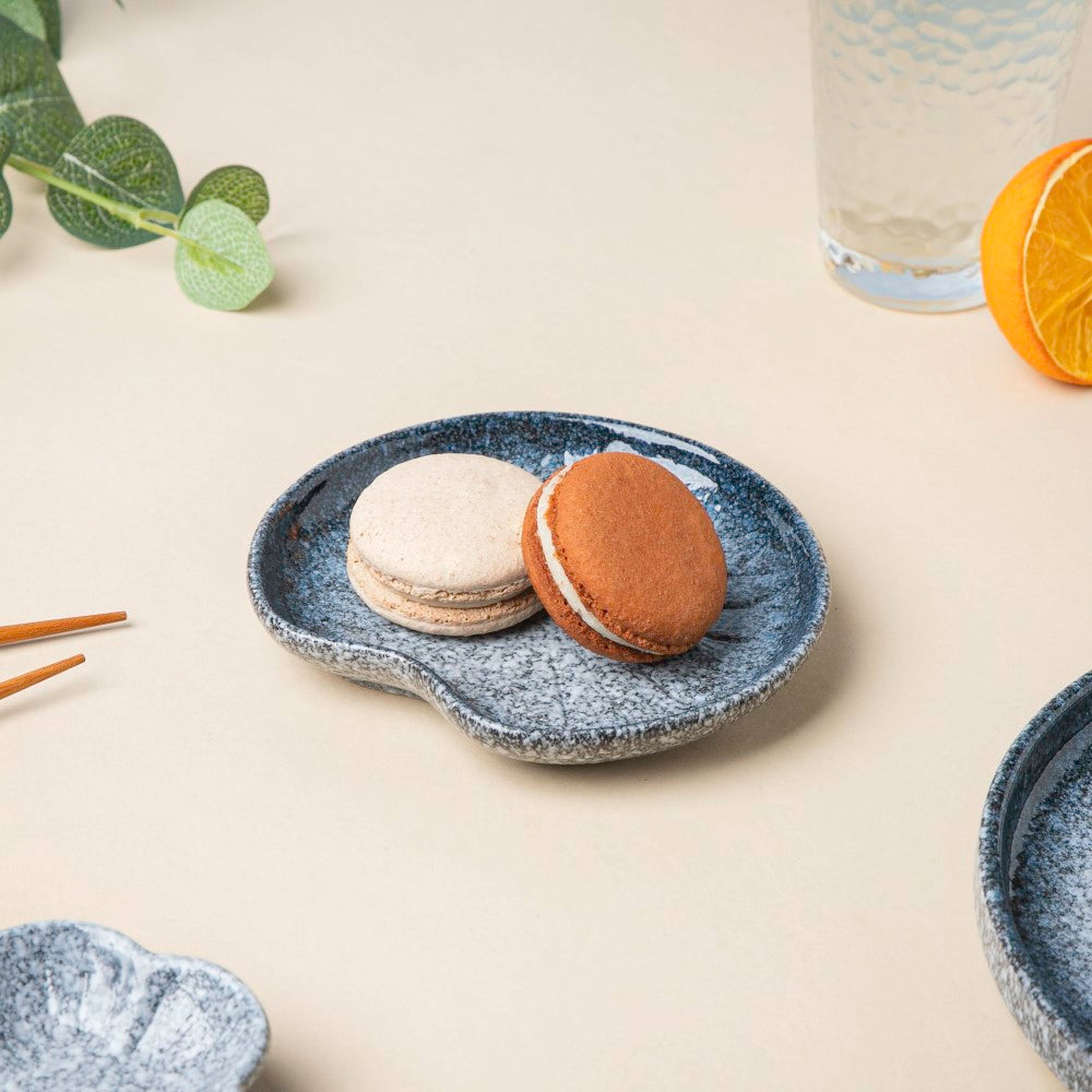 Pebble Glazed Leaf Dessert Plate Blue