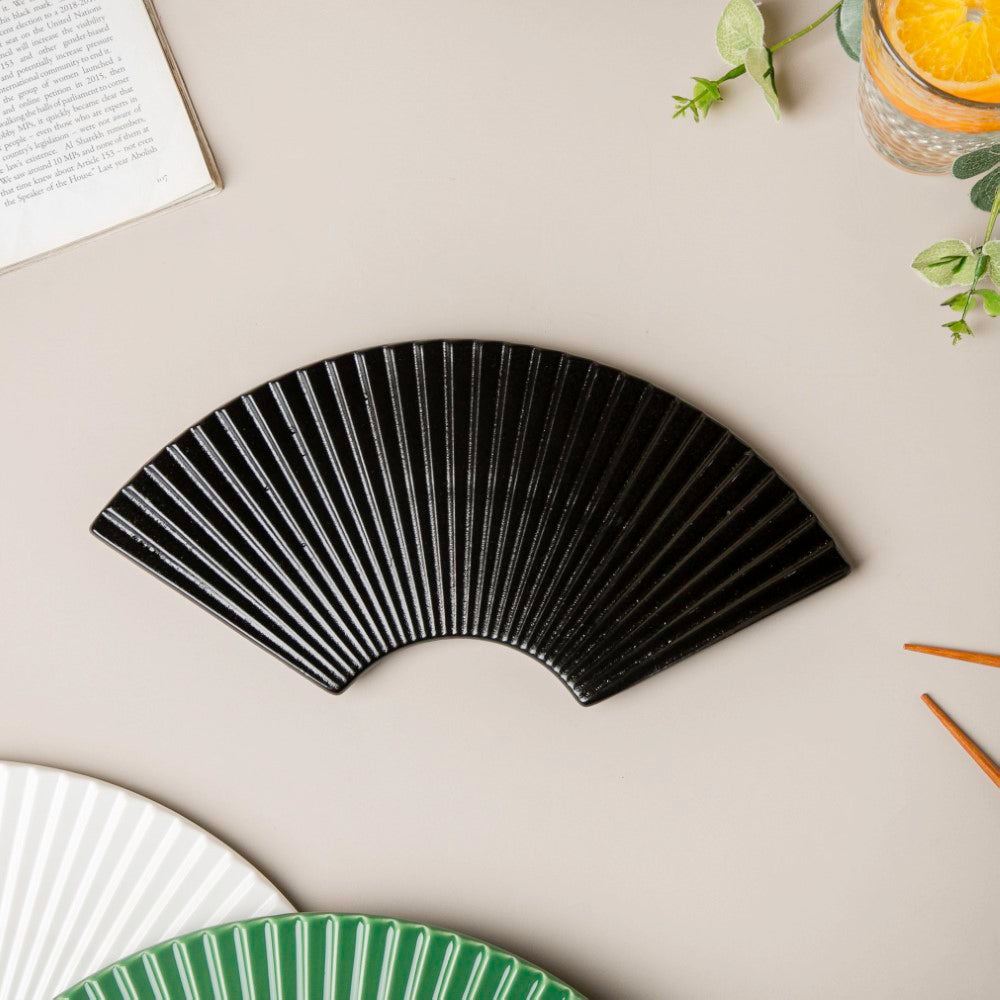 Ogi Fan Ceramic Platter Black