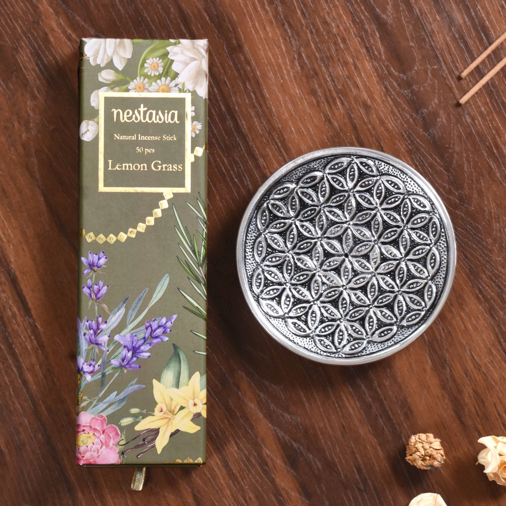 Circle Of Life Engraved Incense Holder With Lemon Grass Incense Sticks