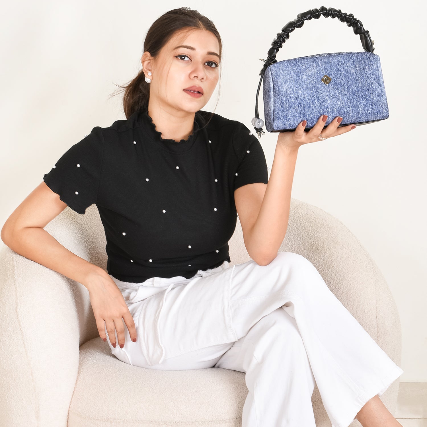 Raya Handbag With Sling