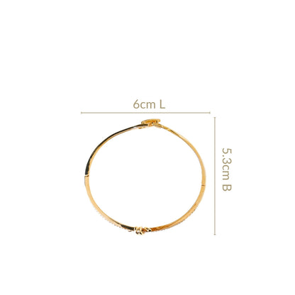 Knotted Glamour Gold Cuff Bracelet
