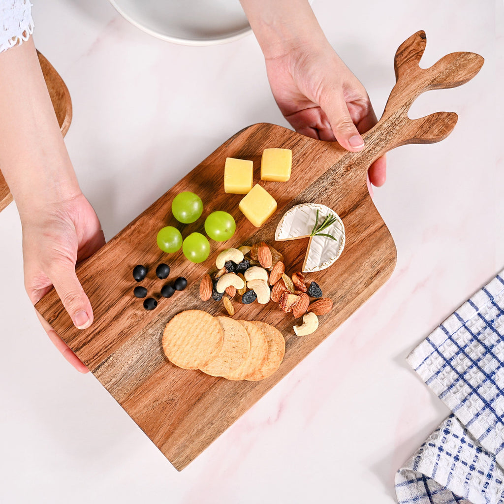 Leaf Handle Acacia Serving And Chopping Board 42x8cm
