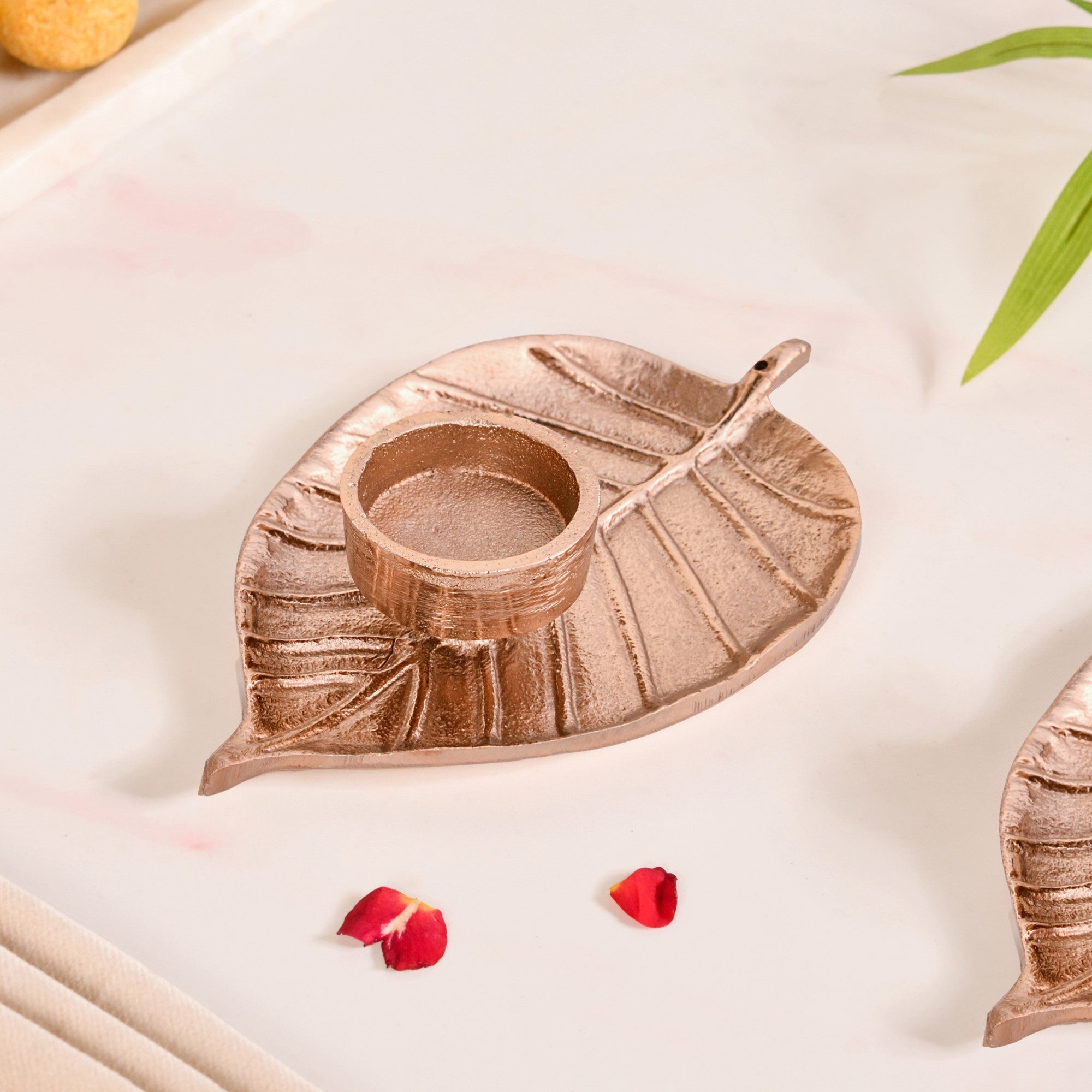 Luxe Metal Leaf Tealight And Incense Holder Set Of 2 In Festive Gift Box