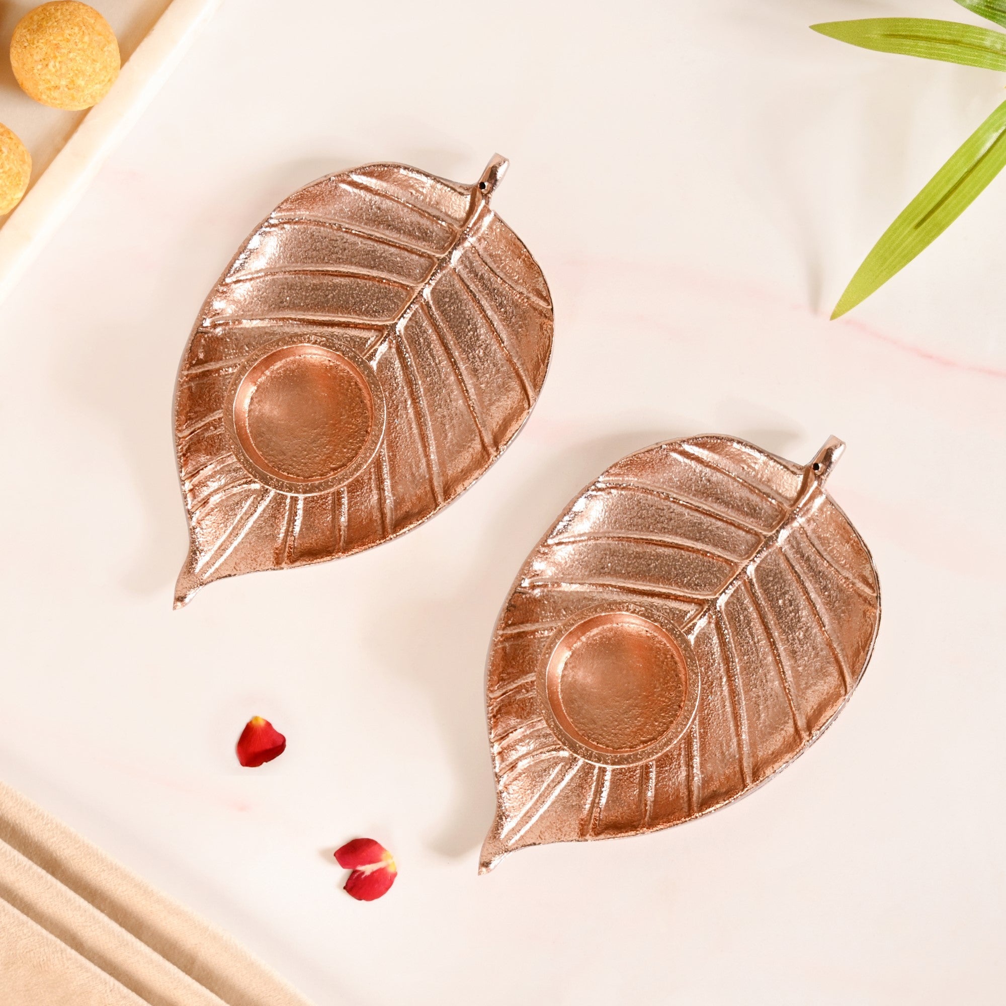 Luxe Metal Leaf Tealight And Incense Holder Set Of 2 In Festive Gift Box