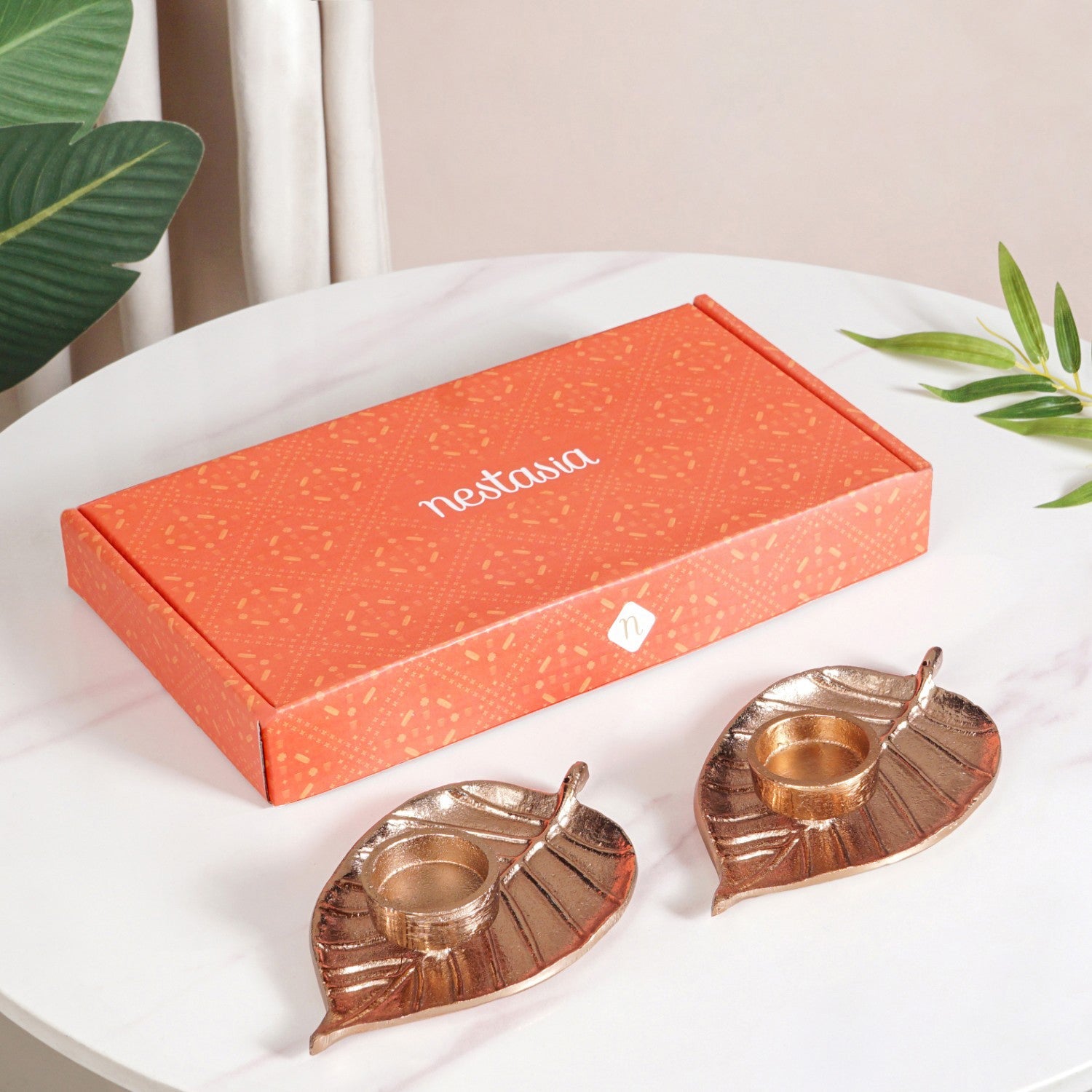 Luxe Metal Leaf Tealight And Incense Holder Set Of 2 In Festive Gift Box