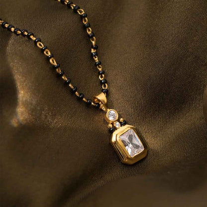 Priyavi Diamond Mangalsutra