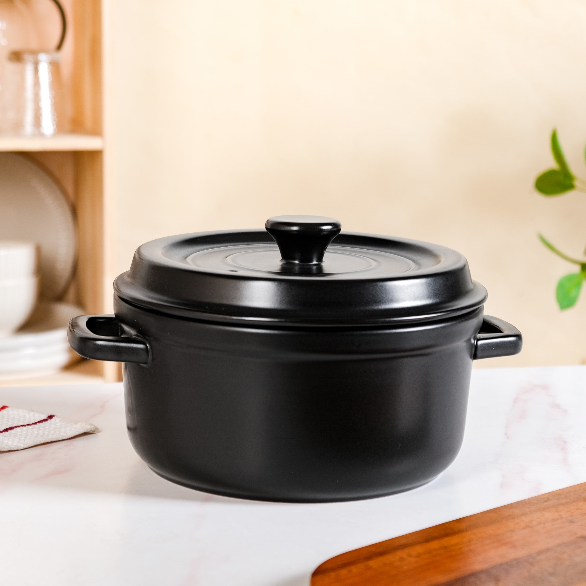 Matte Black Ceramic Cocotte Cooking Pot 4200ml