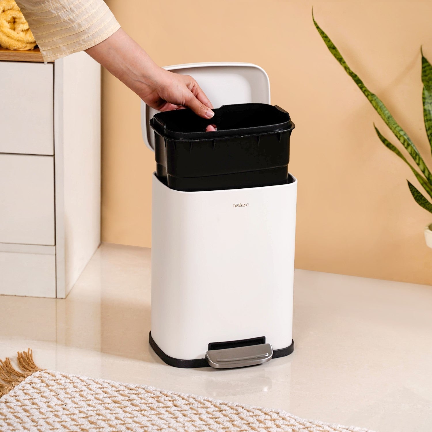 Dustro Metal Pedal Dustbin White 5000ml