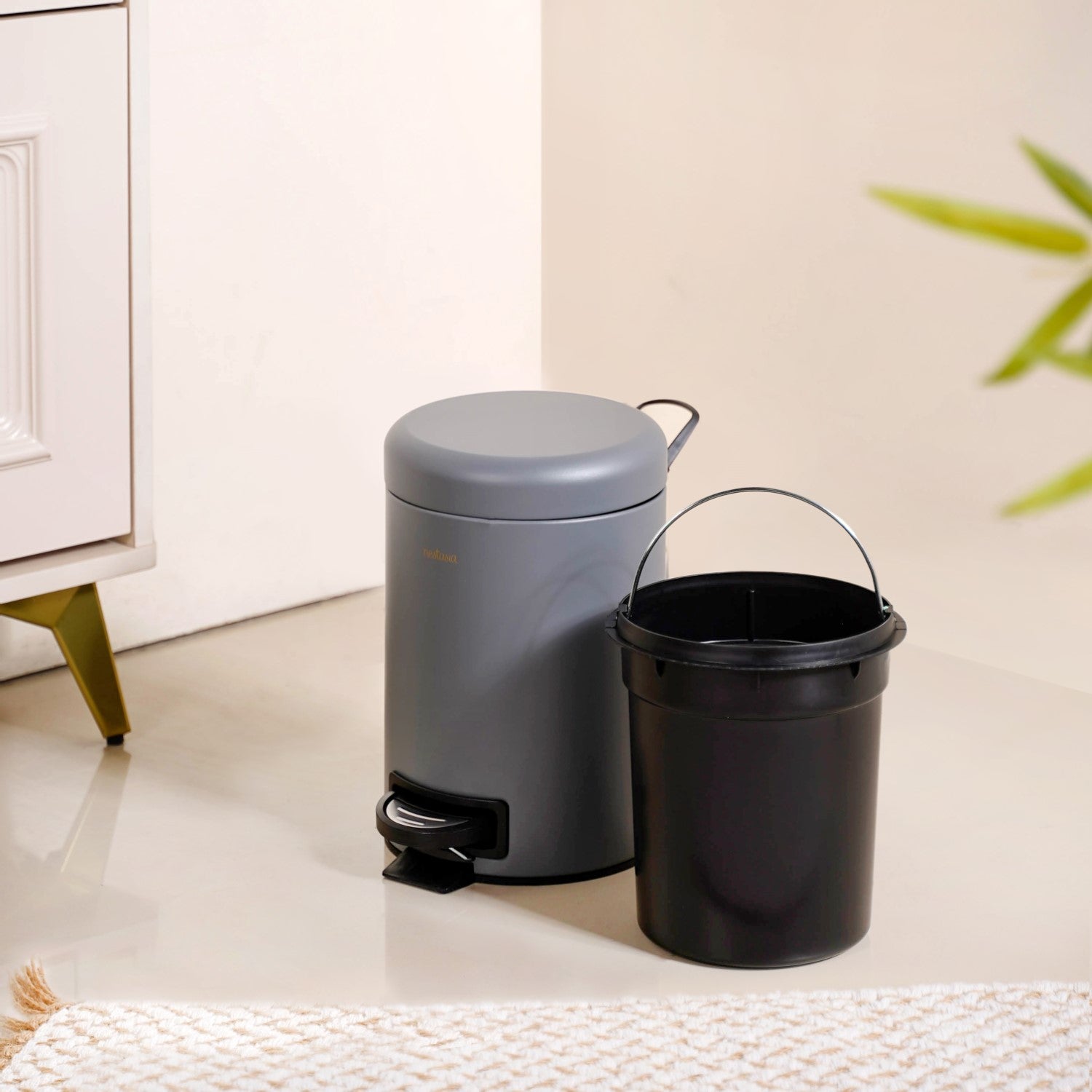 Clean Curve Dustbin With Removable Bucket Grey 3000ml