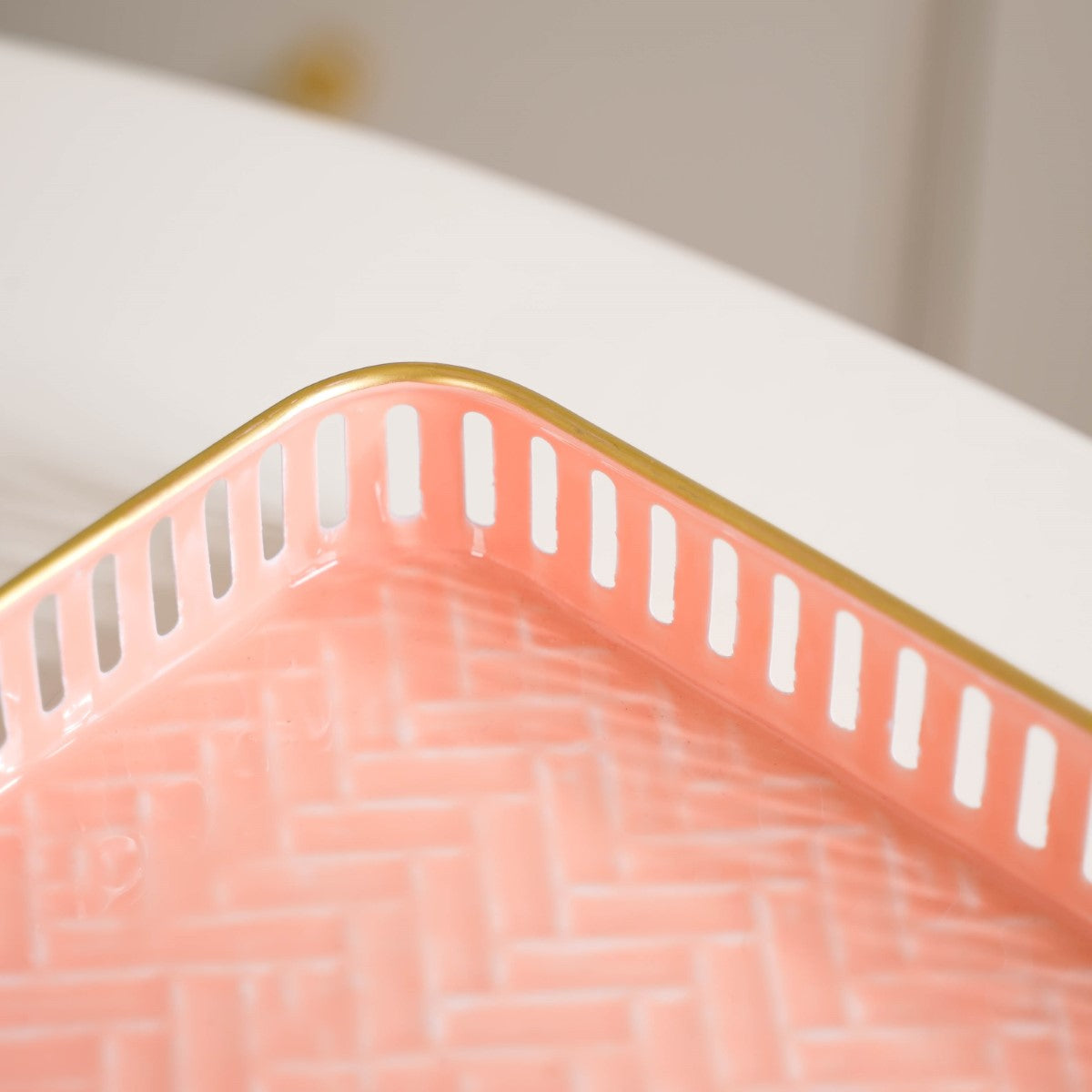 Pastel Herringbone Pattern Metal Tray Set Of 3