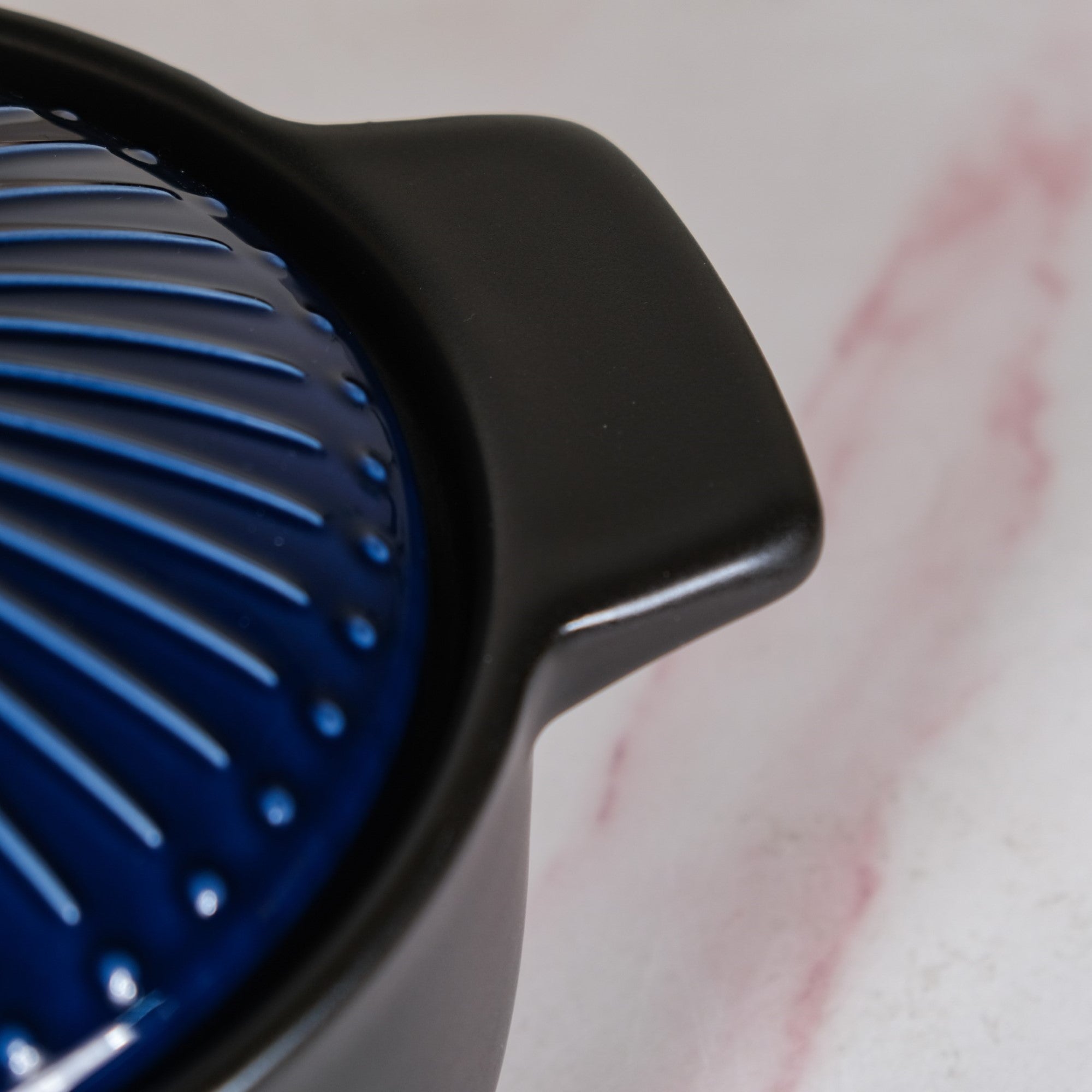 Lumea Ribbed Ceramic Cooking Pot Blue 3500ml