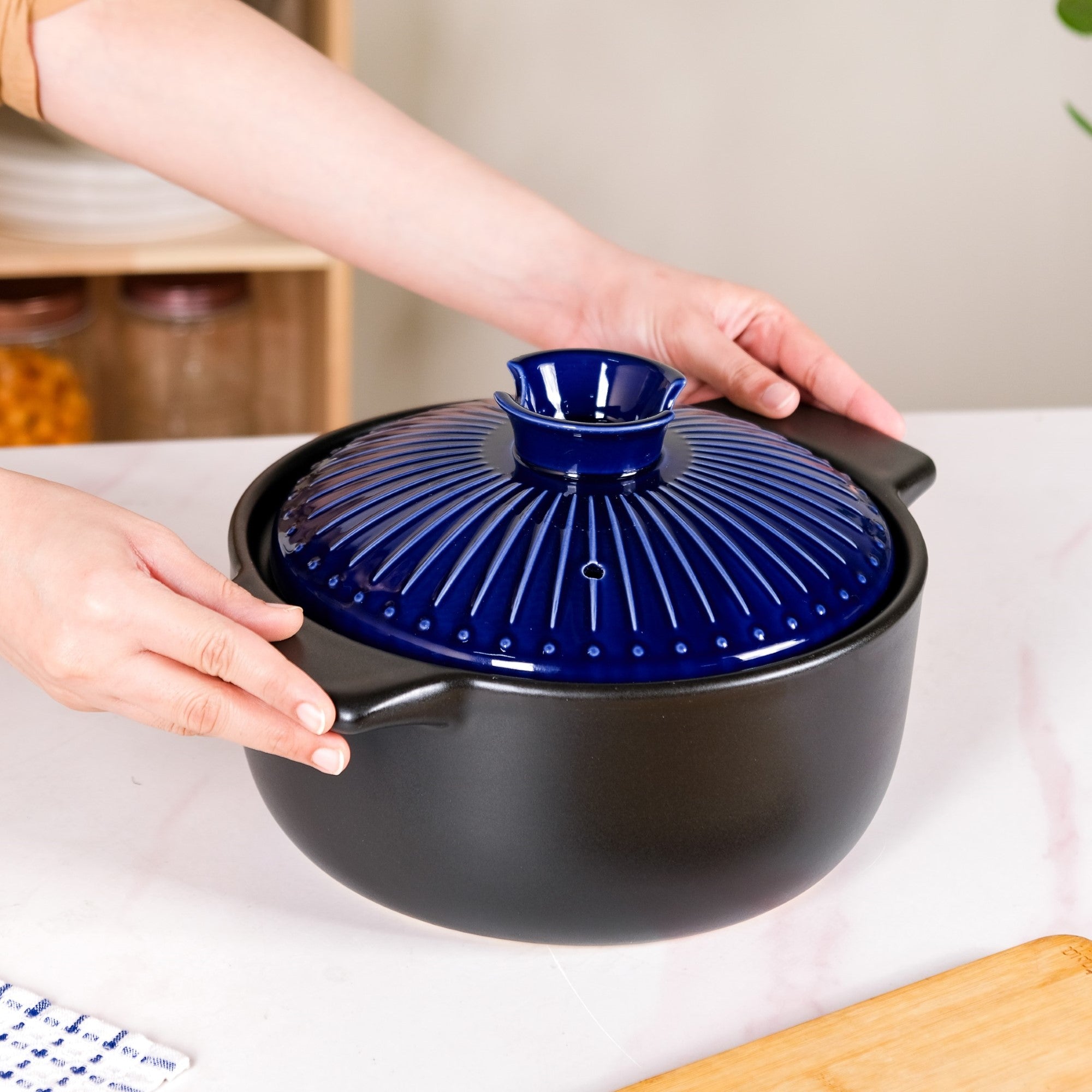 Lumea Ribbed Ceramic Cooking Pot Blue 3500ml