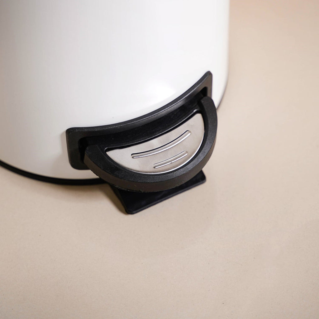 Clean Curve White Metal Dustbin With Removable Bucket 7000ml