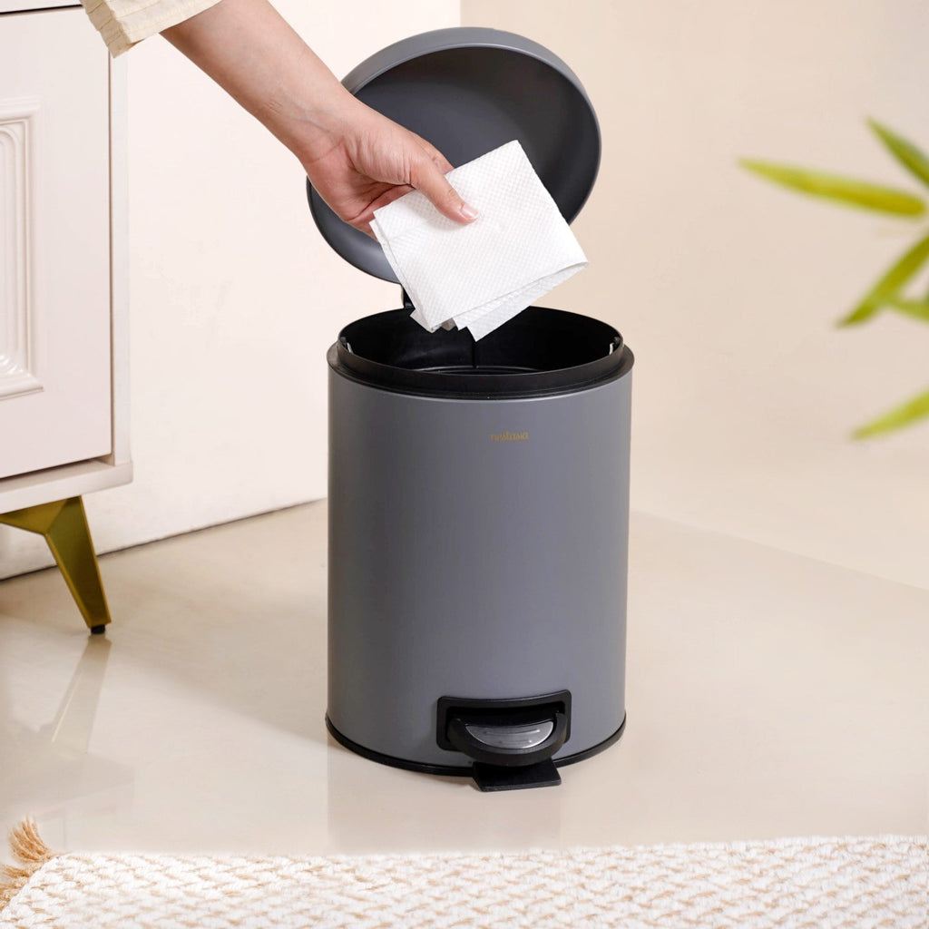 Clean Curve Metal Dustbin With Removable Bucket Grey 5000ml