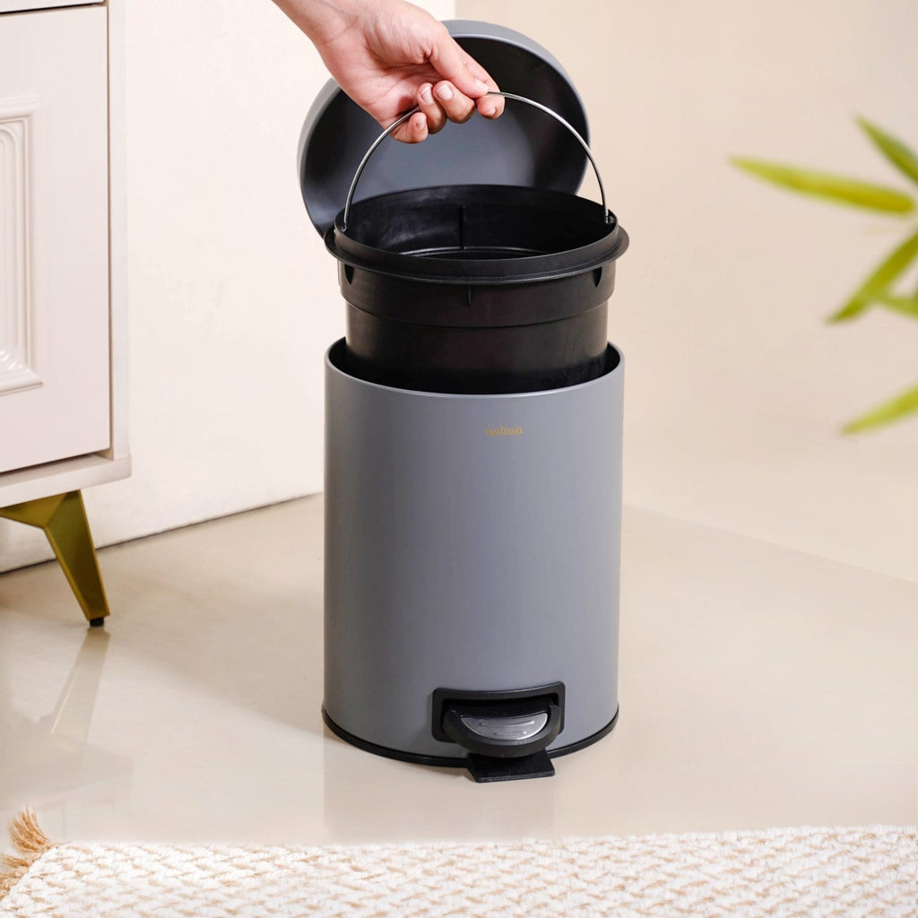 Clean Curve Metal Dustbin With Removable Bucket Grey 5000ml