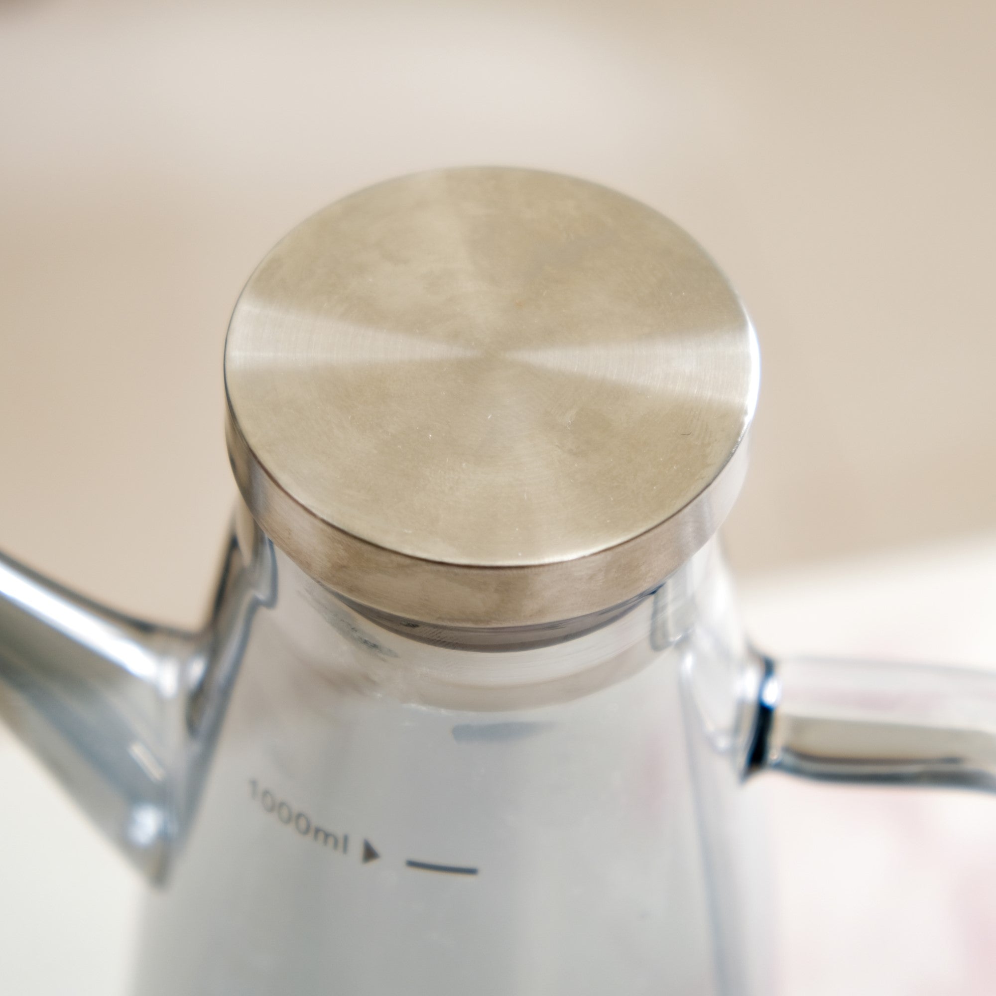 Chic Grey Borosilicate Glass Oil Jar Dispenser With Markings 1000ml