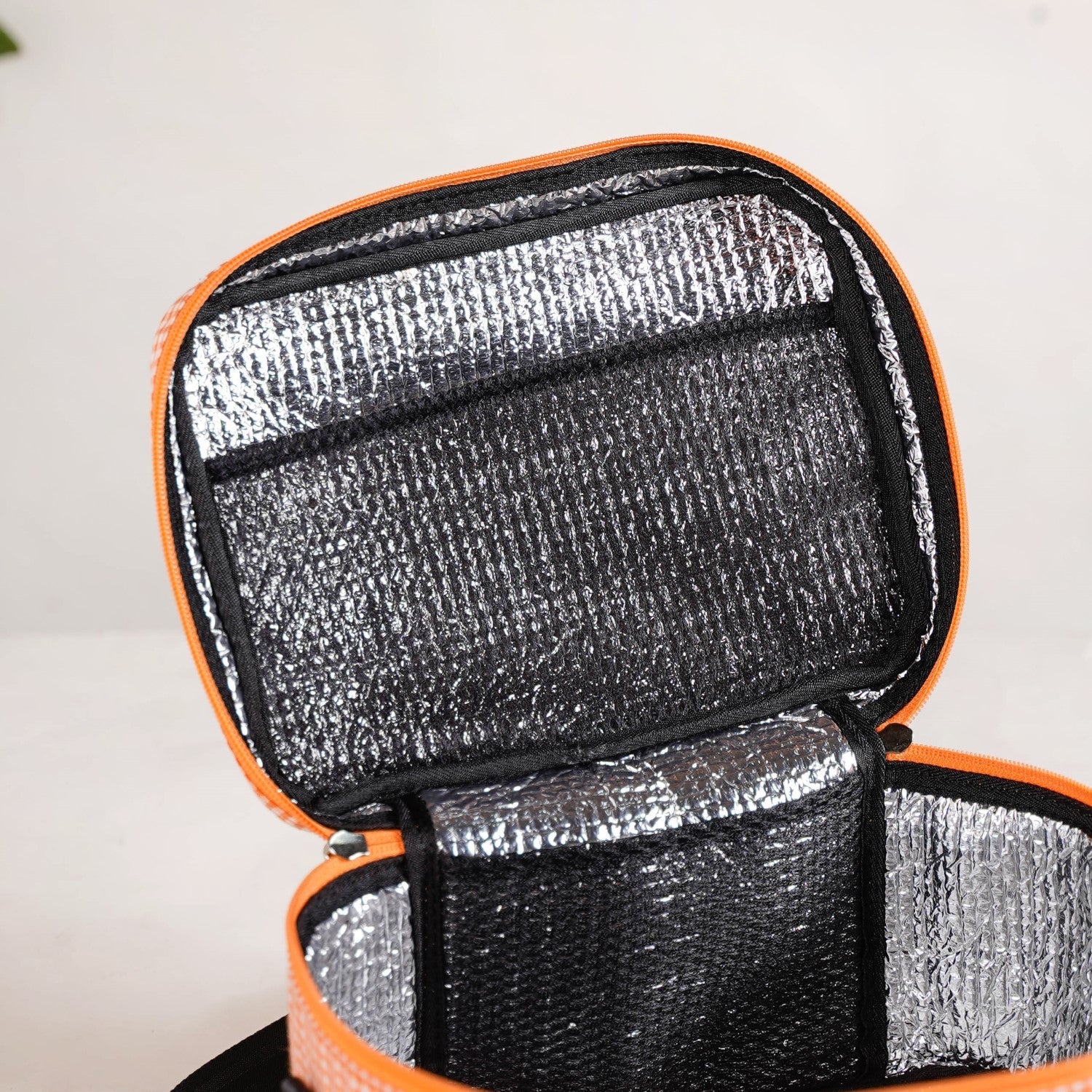 Multipurpose Insulated Lunch Storage Hamper