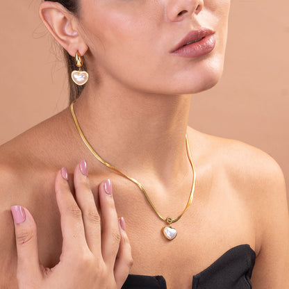 Snake Chain Love Pearl Necklace