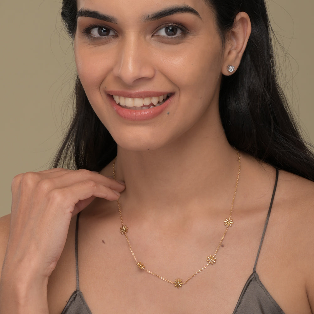 Daisy Flower Necklace