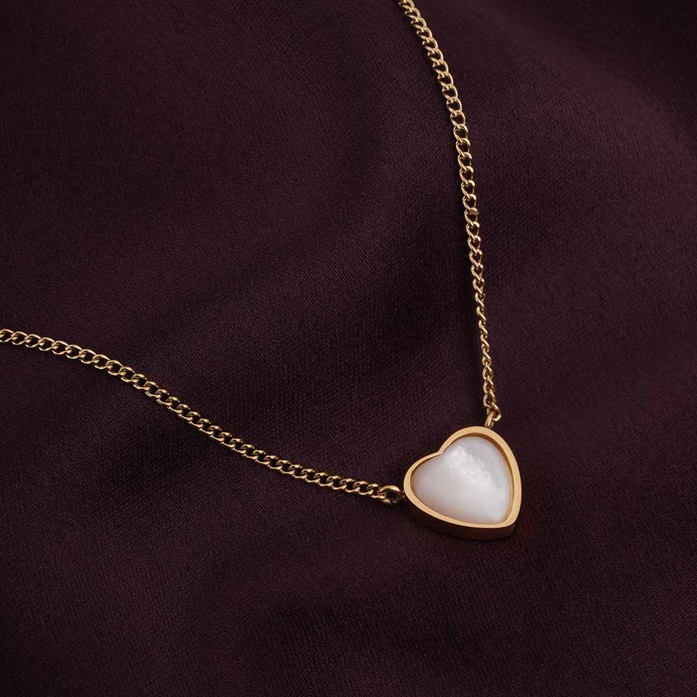 Milky Heart Necklace