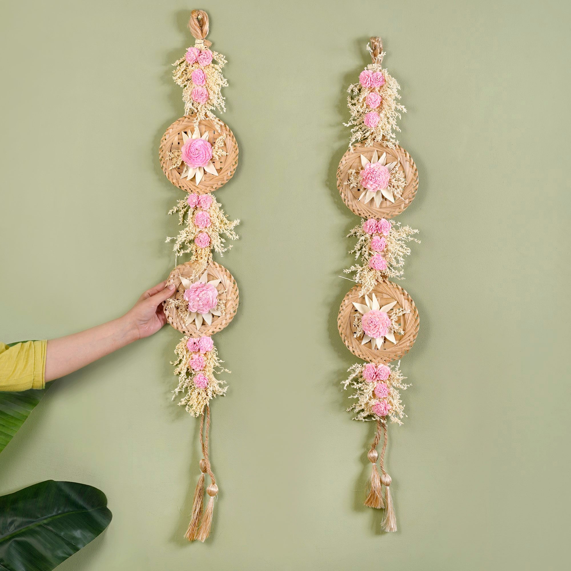 Organic Dried Grass Wall Hanging Light Pink Set Of 2