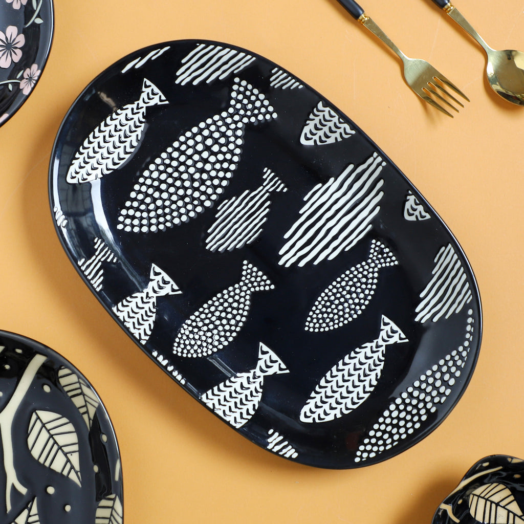 Oval Plates Black