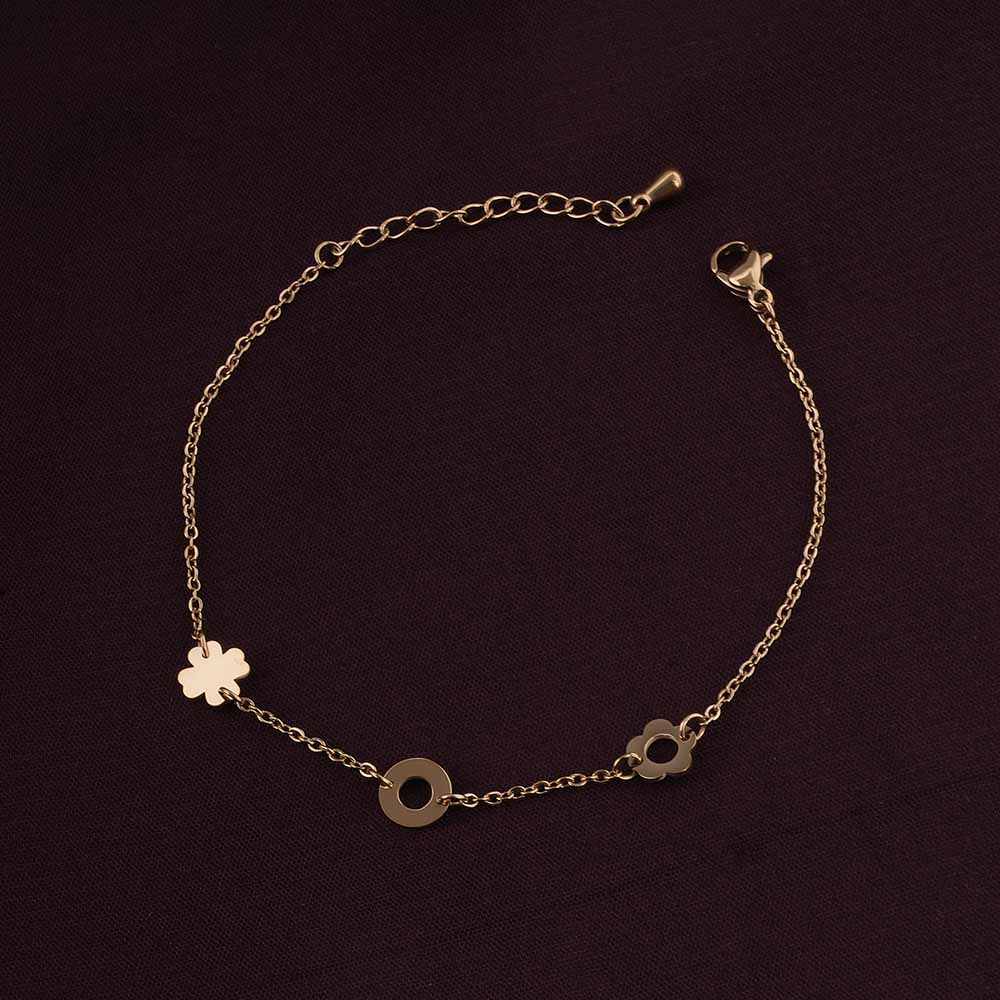 Dainty Flower Bracelet
