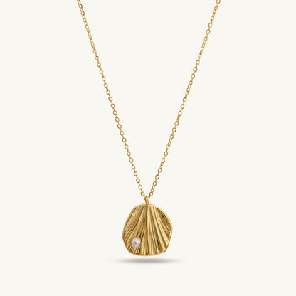 Oyster With Tiny Pearl Necklace