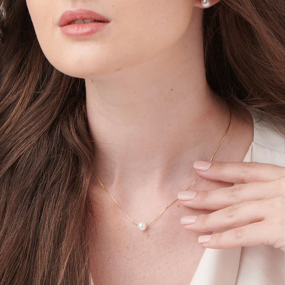 Delicate Pearl Necklace
