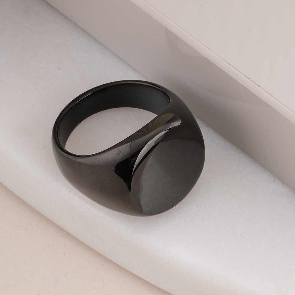 Classic Black Circle Ring