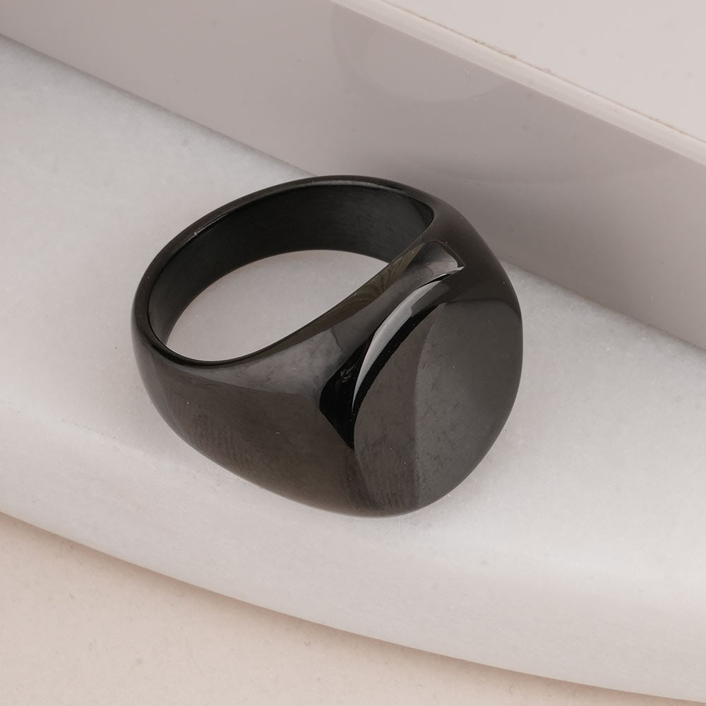 Classic Black Circle Ring