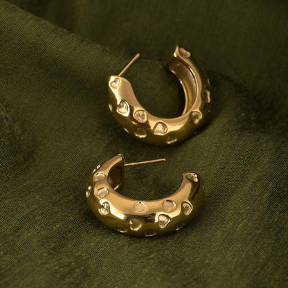 Engraved Heart Curved Earrings | Gold